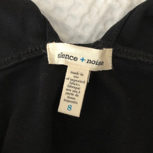 Urban Outfitters LBD Stunning Back - Picture 4 of 4